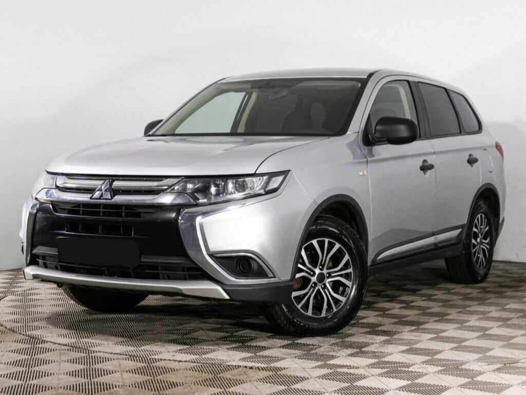 Mitsubishi Outlander 2018 года с пробегом. Посмотреть фото