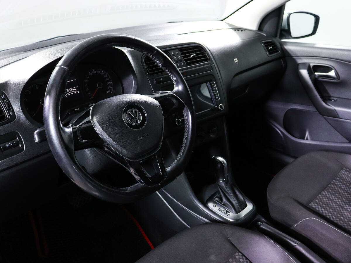 Volkswagen Polo 2016 года с пробегом. Фото: #12