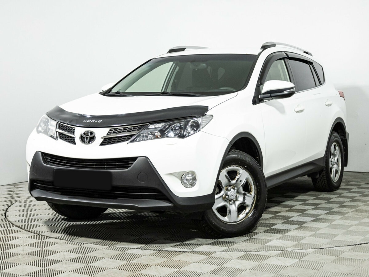 Toyota RAV4 2014 года с пробегом. Посмотреть фото