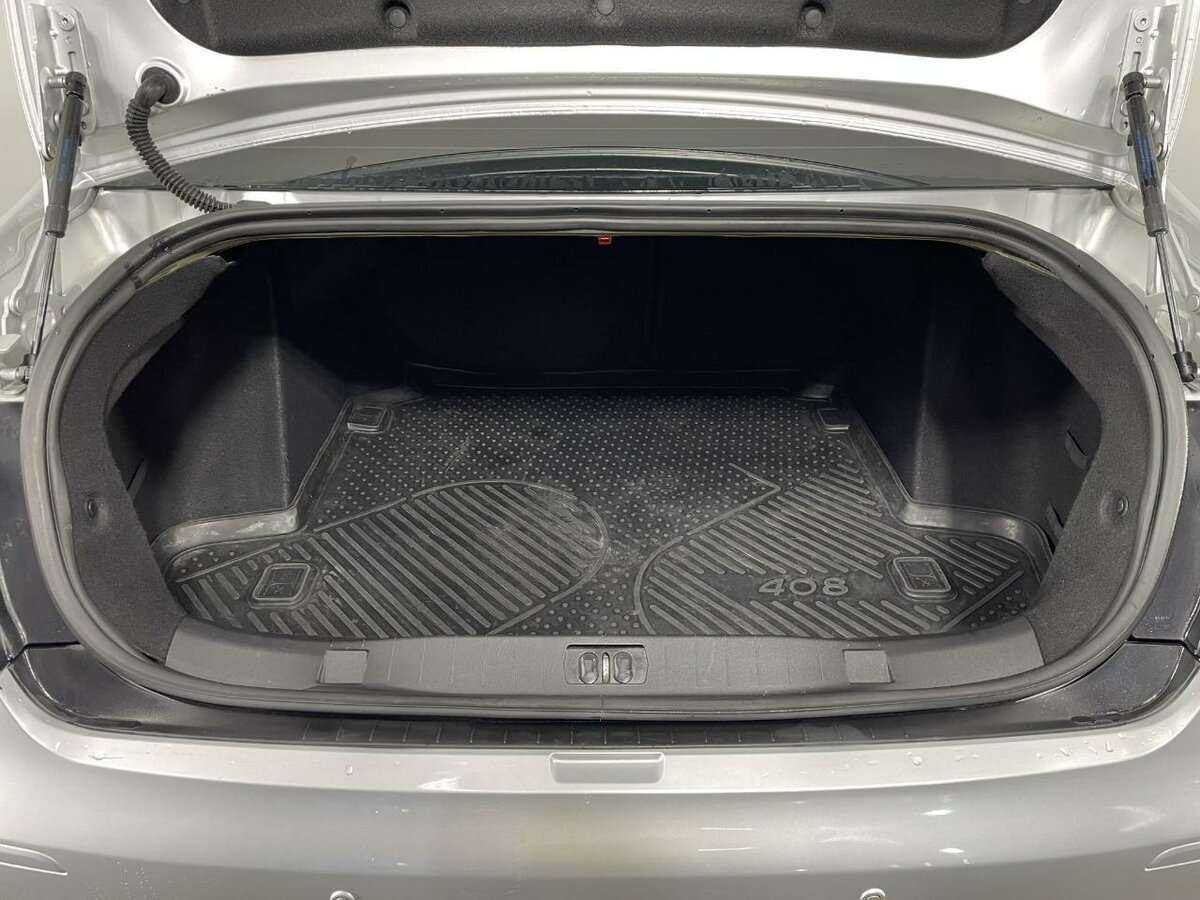 Peugeot 408 2016 года с пробегом. Фото: #17