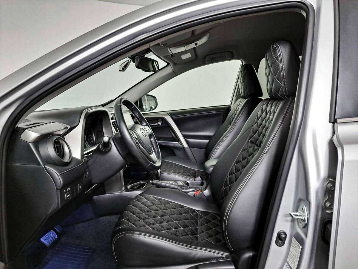 Toyota RAV4 2015 года с пробегом. Фото: #10