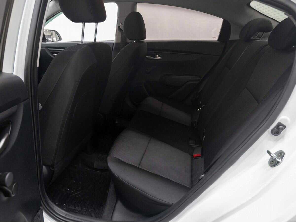 Kia Rio 2021 года с пробегом. Фото: #10