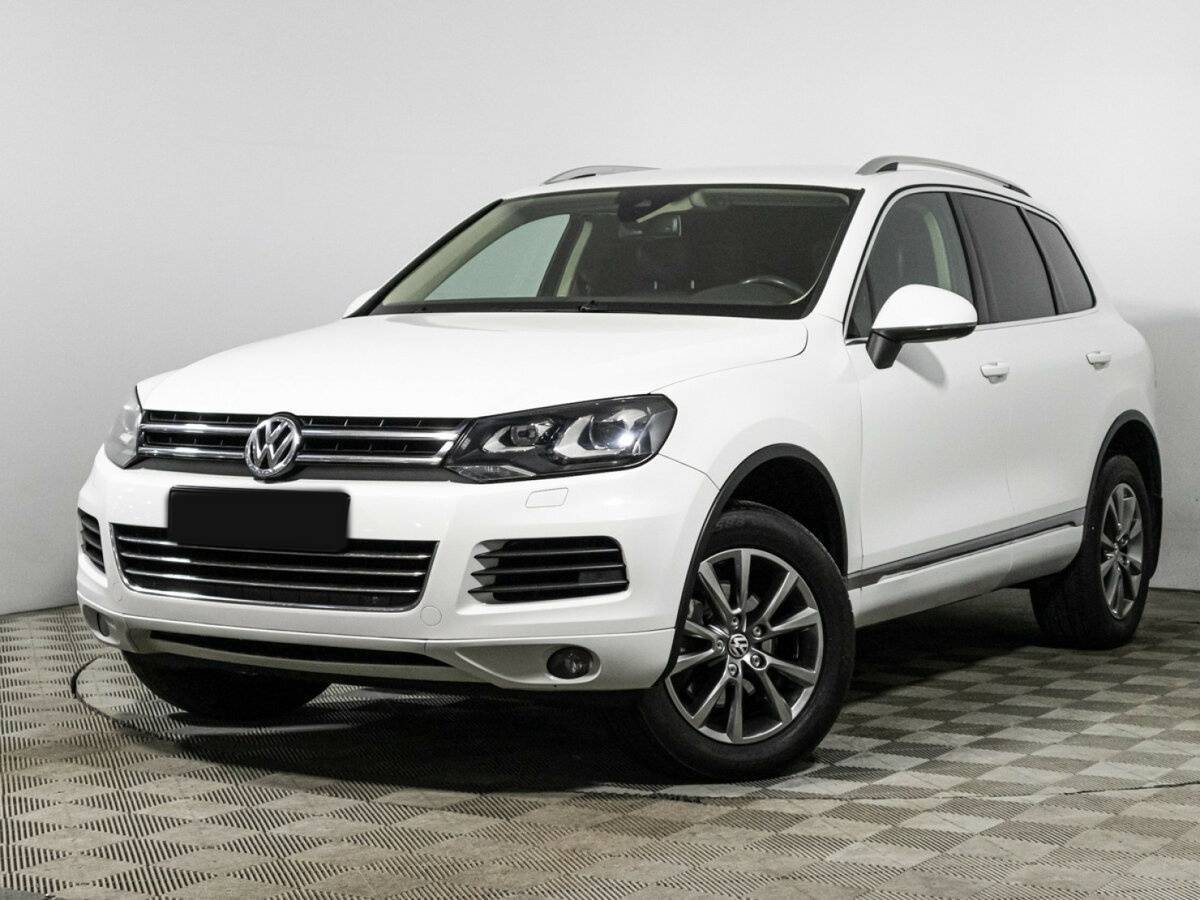 Volkswagen Touareg 2013 года с пробегом. Посмотреть фото