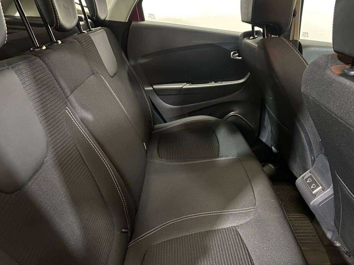 Renault Kaptur 2020 года с пробегом. Фото: #10