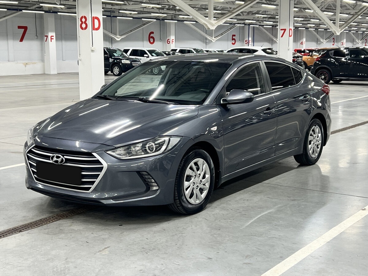 Hyundai Elantra 2016 года с пробегом. Посмотреть фото