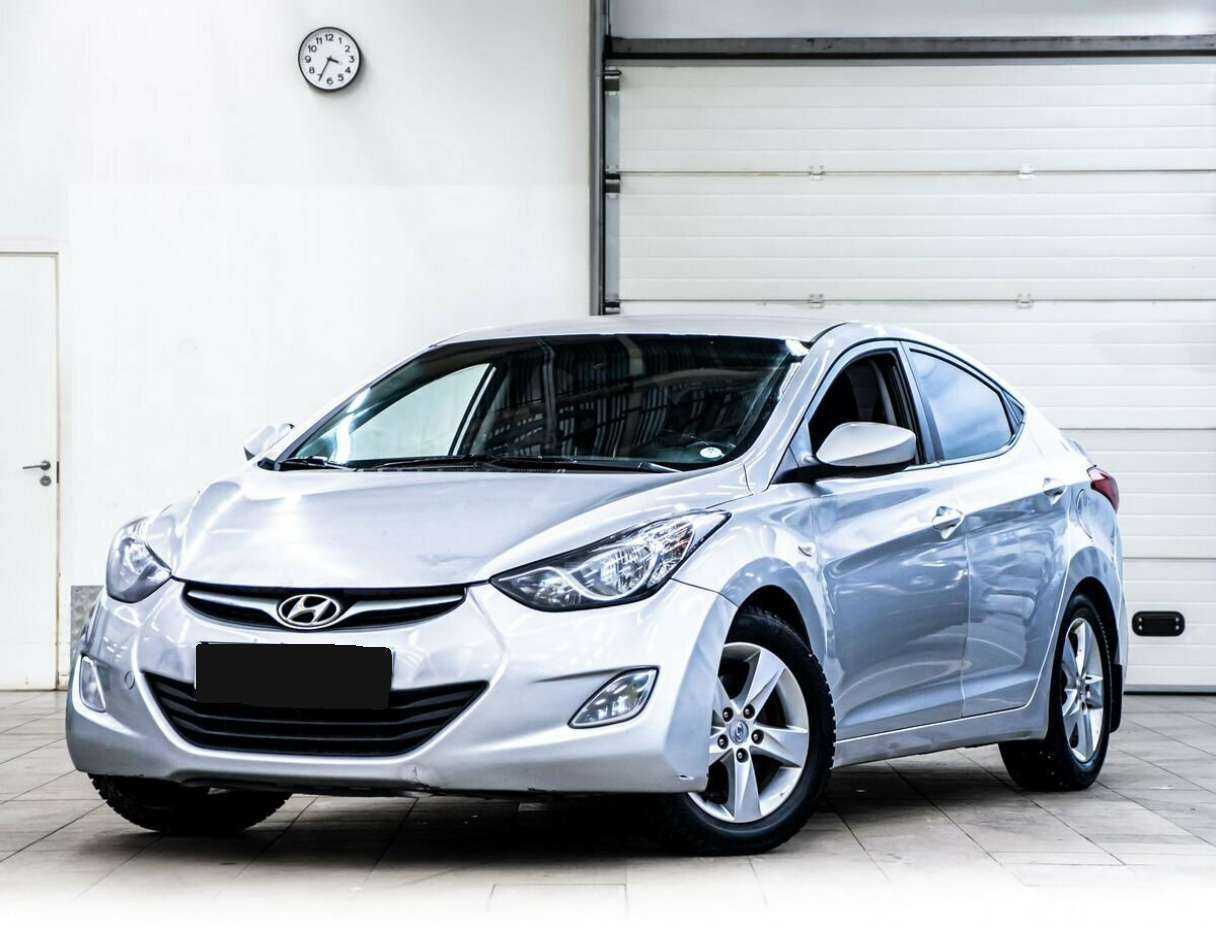 Hyundai Elantra 2012 года с пробегом. Посмотреть фото