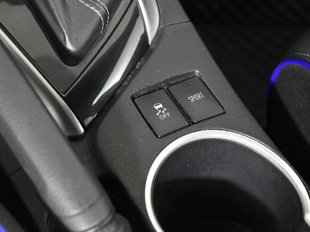 Toyota Corolla 2018 года с пробегом. Фото: #13