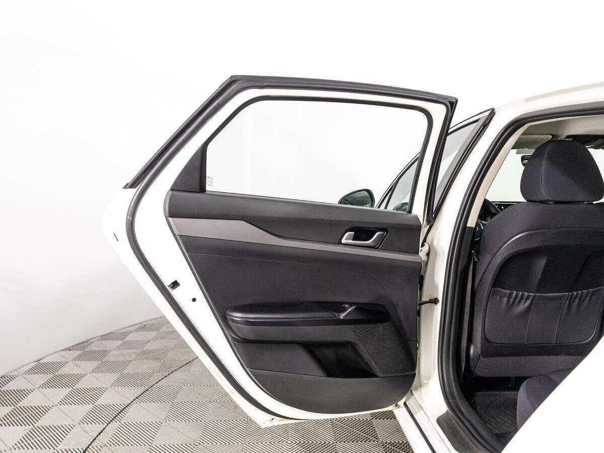 Kia K5 2020 года с пробегом. Фото: #22