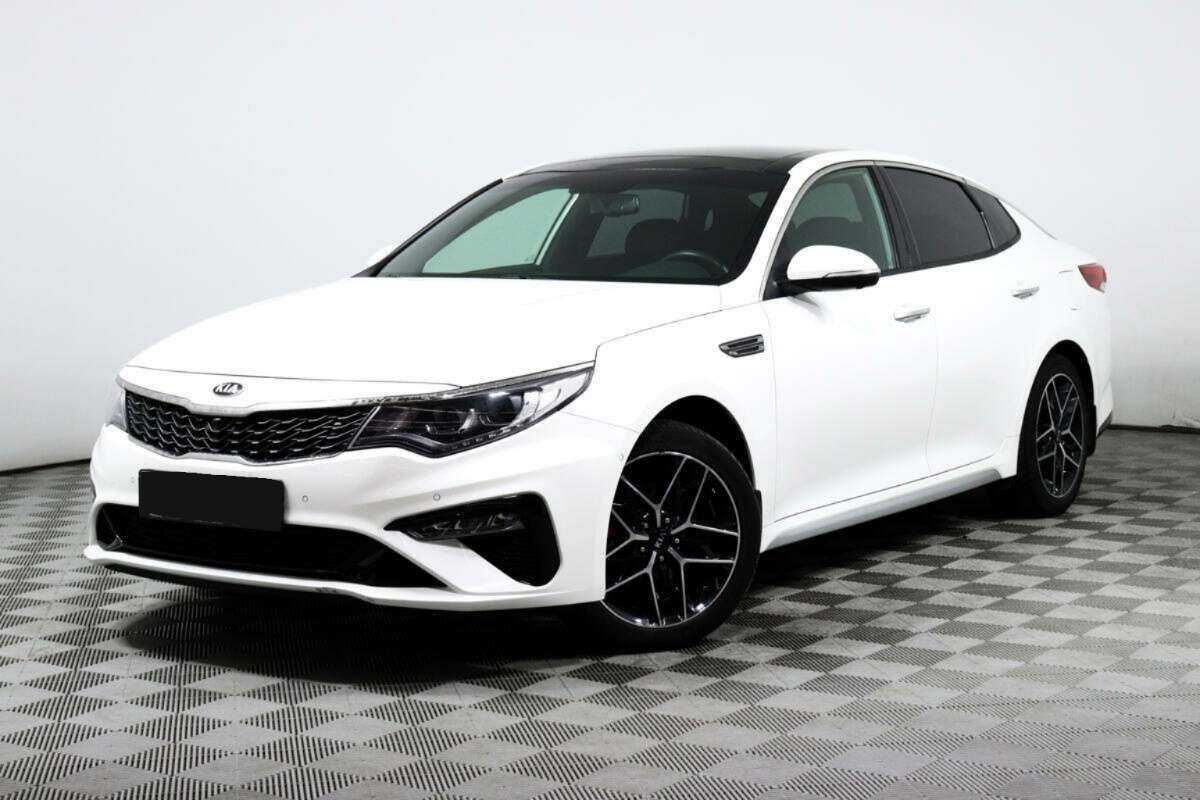 Kia Optima 2018 года с пробегом. Посмотреть фото