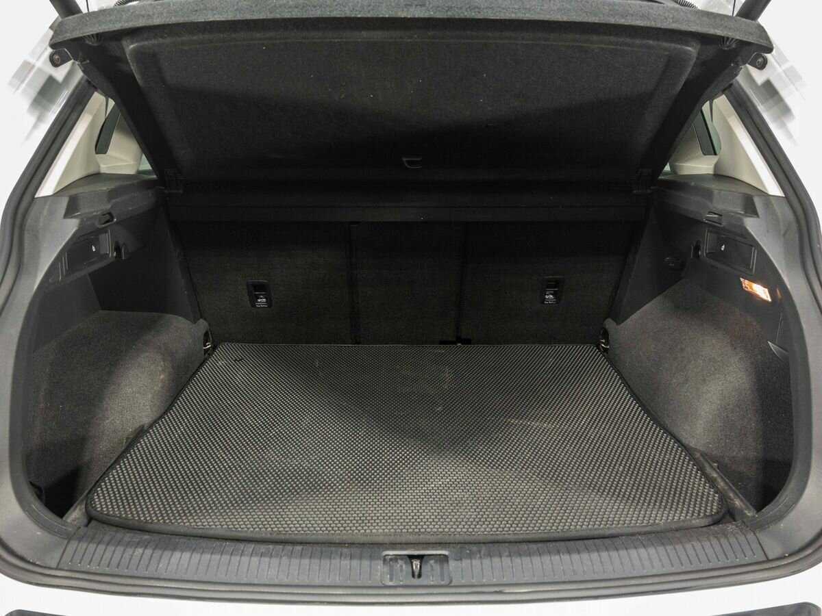 Volkswagen Tiguan 2018 года с пробегом. Фото: #24