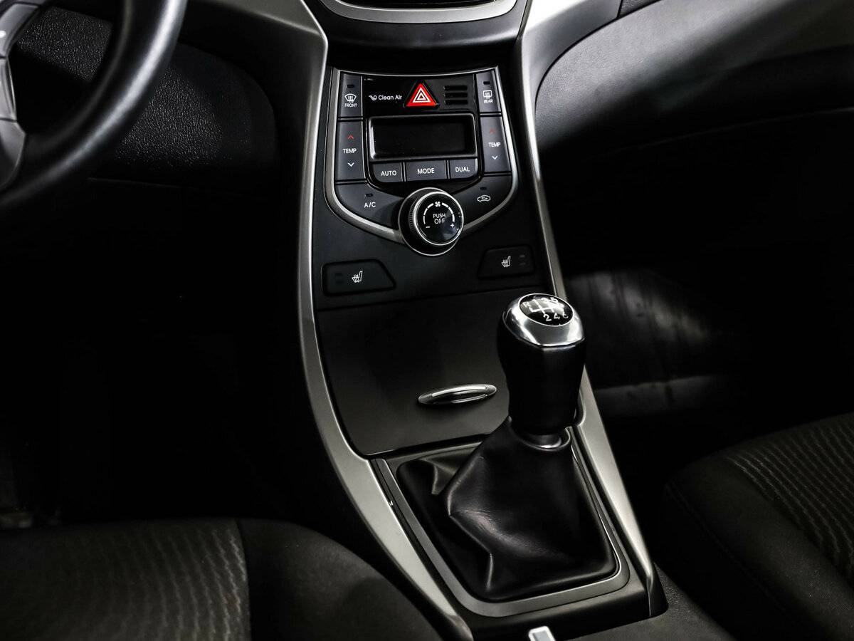 Hyundai Elantra 2015 года с пробегом. Фото: #10