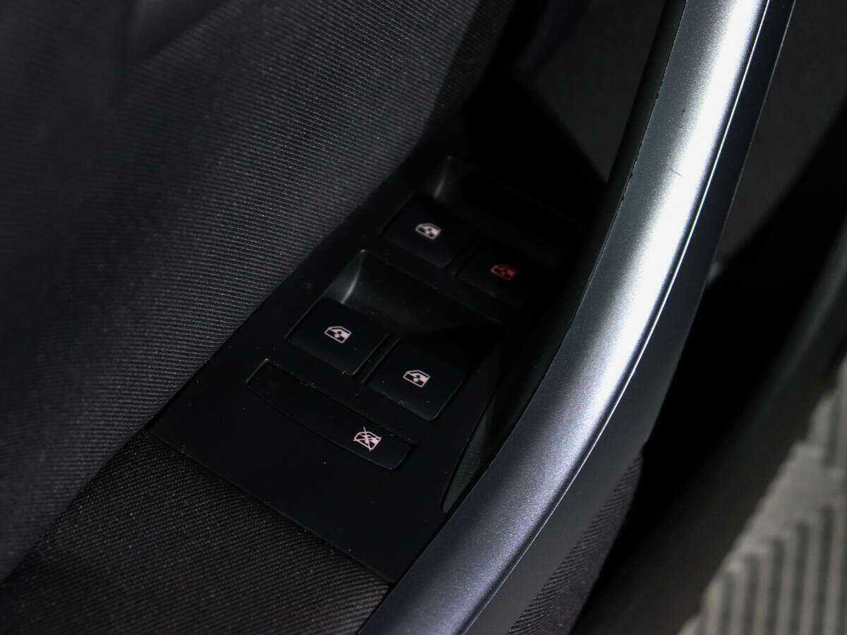 Opel Astra 2014 года с пробегом. Фото: #14