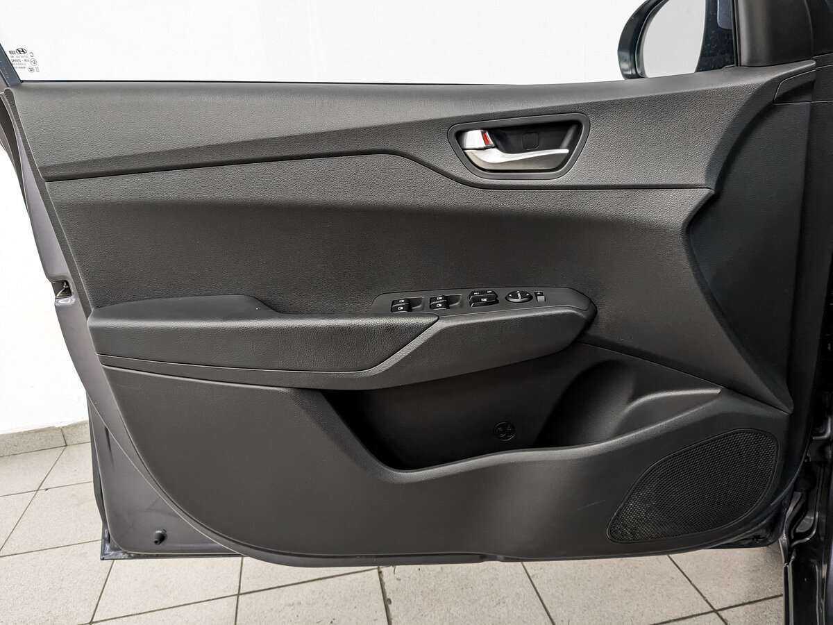 Hyundai Solaris 2021 года с пробегом. Фото: #14