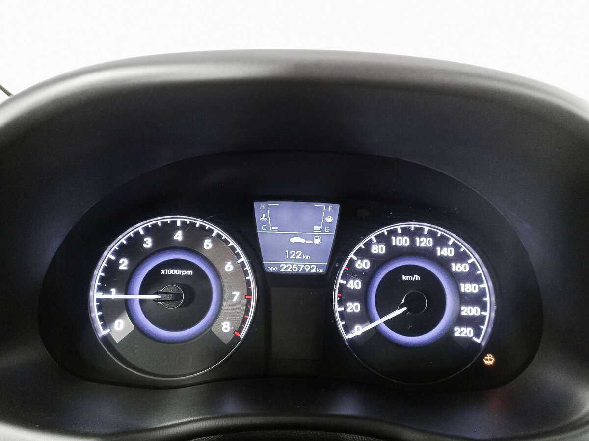 Hyundai Solaris 2012 года с пробегом. Фото: #8