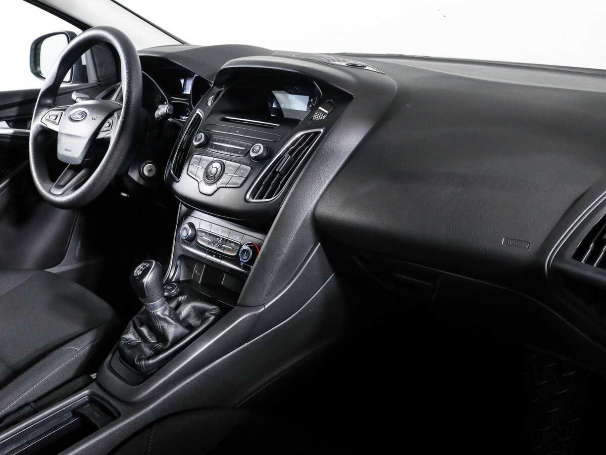 Ford Focus 2015 года с пробегом. Фото: #8