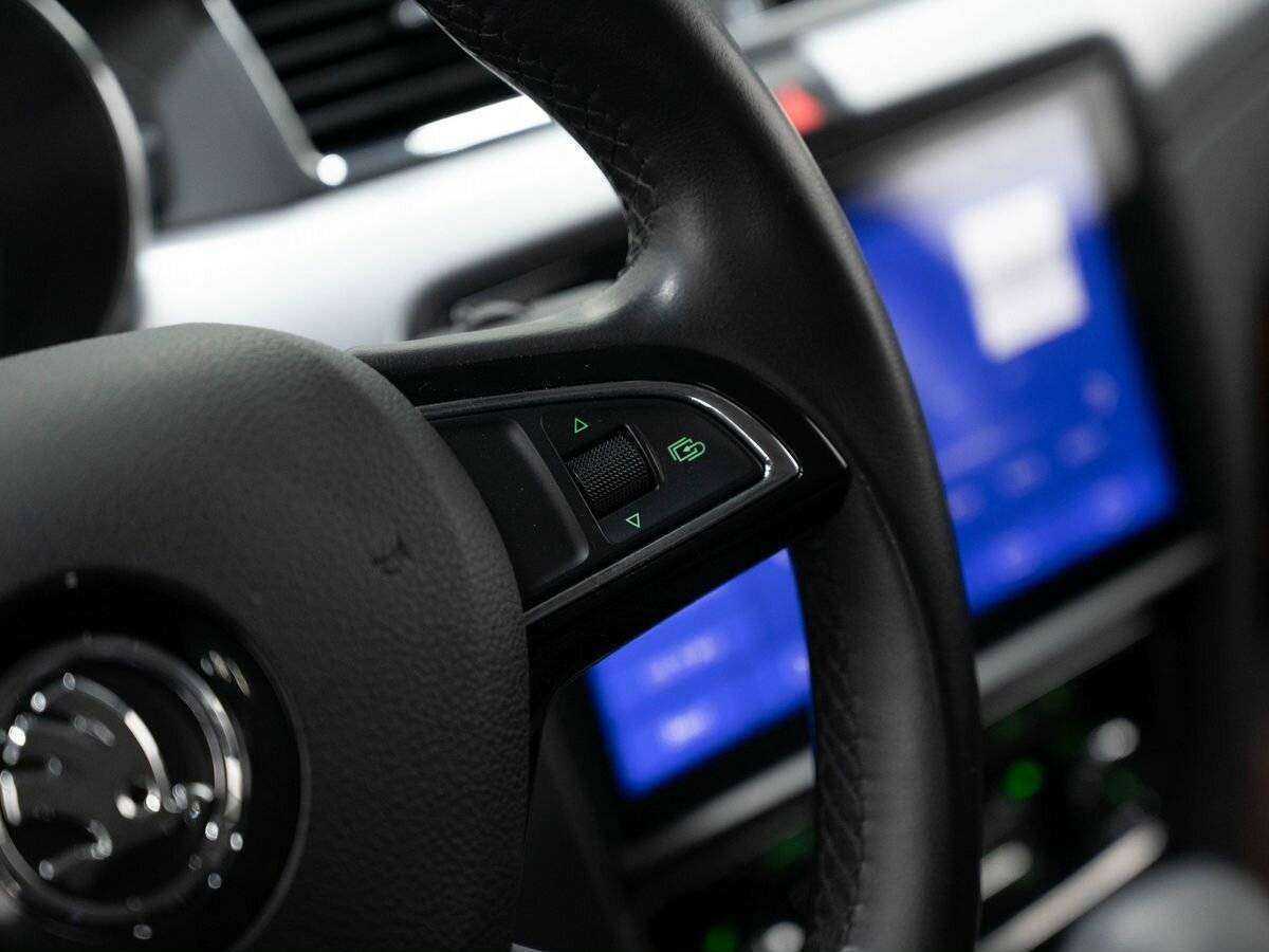 Skoda Superb 2014 года с пробегом. Фото: #20