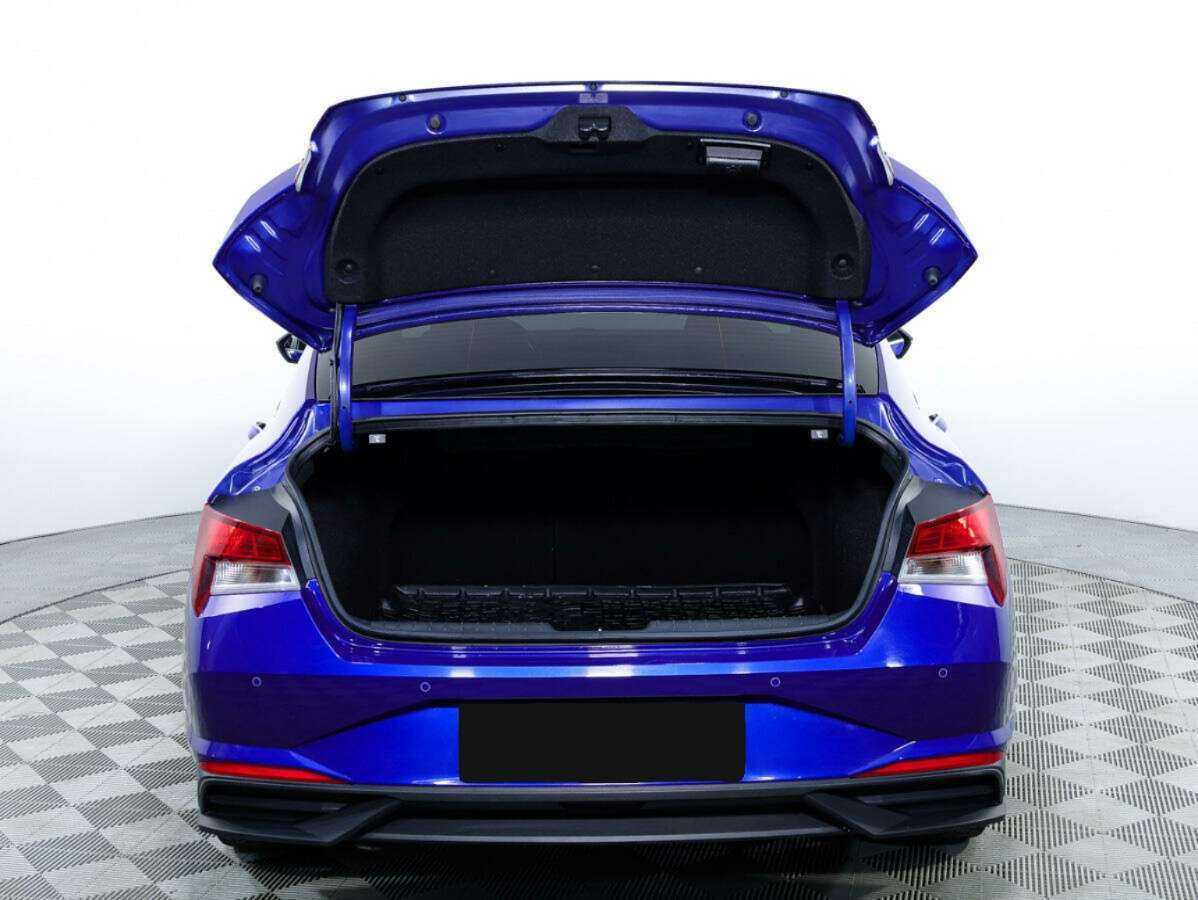 Hyundai Elantra 2021 года с пробегом. Фото: #8