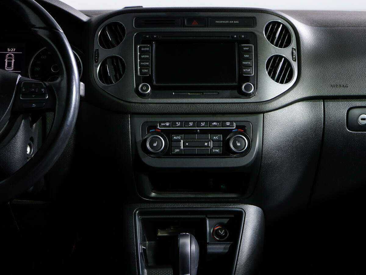 Volkswagen Tiguan 2012 года с пробегом. Фото: #9