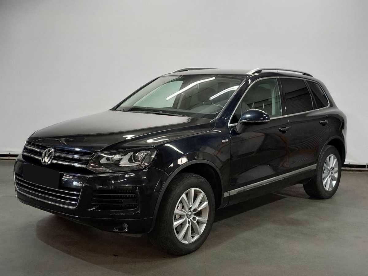 Volkswagen Touareg 2013 года с пробегом. Посмотреть фото