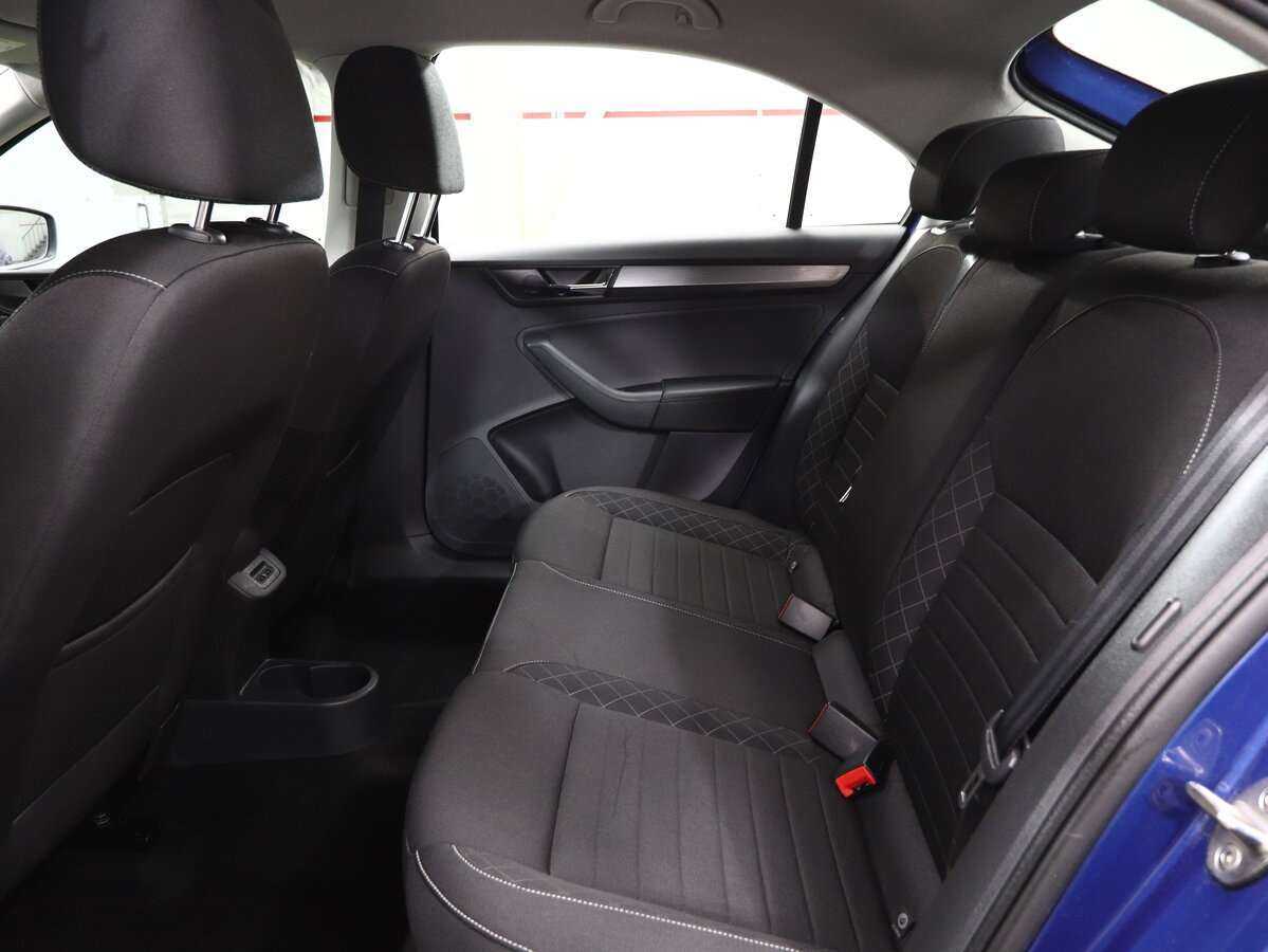 Skoda Rapid 2018 года с пробегом. Фото: #10