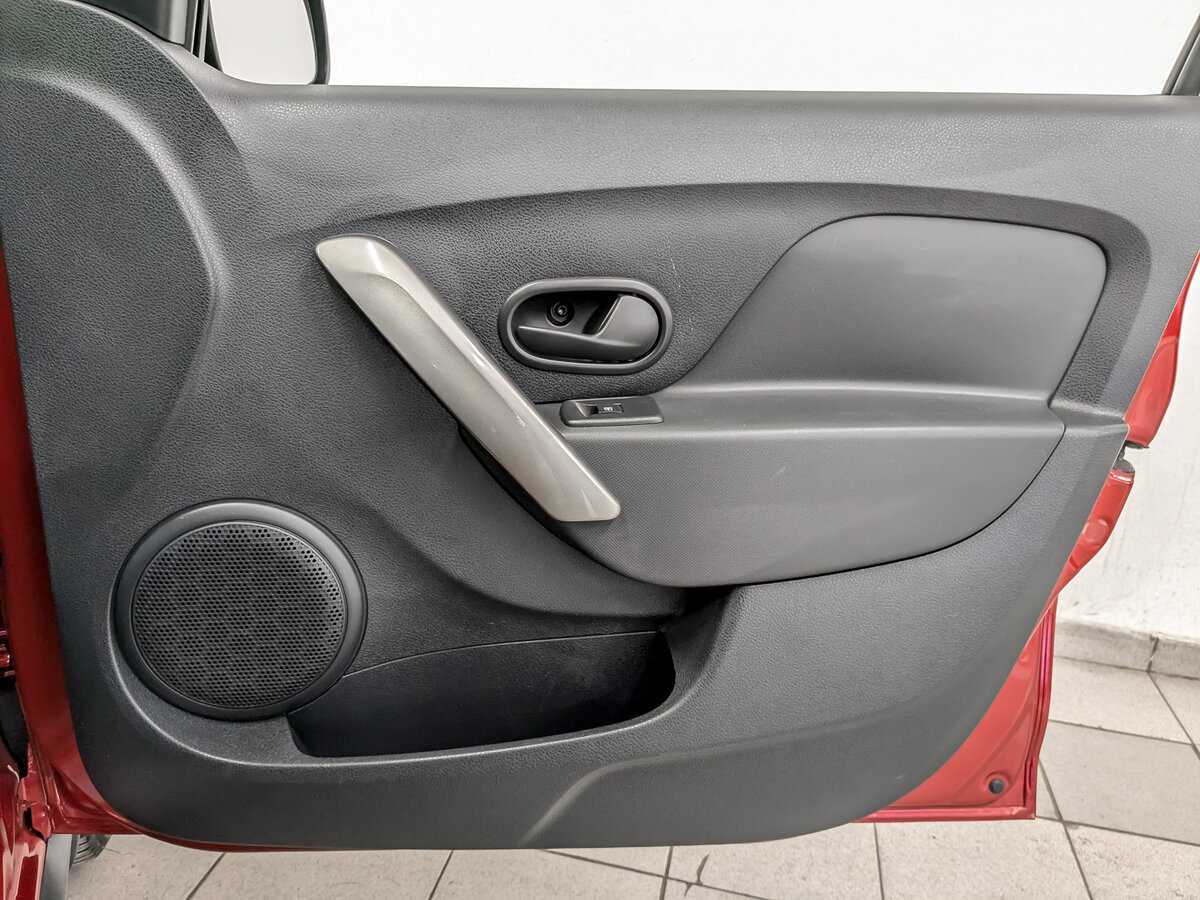 Renault Logan 2021 года с пробегом. Фото: #22