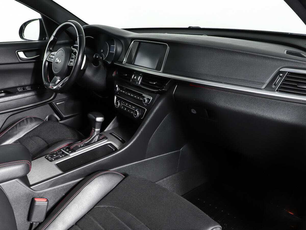 Kia Optima 2018 года с пробегом. Фото: #8
