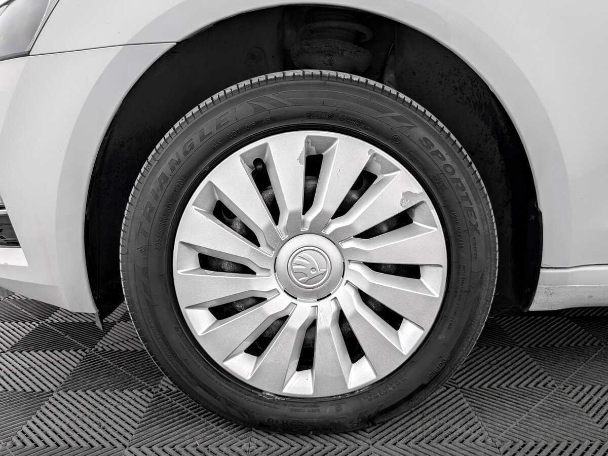 Skoda Octavia 2018 года с пробегом. Фото: #17