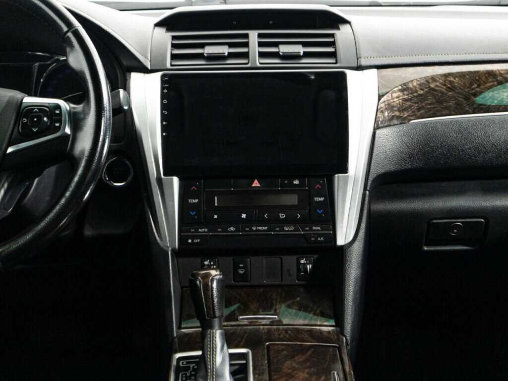 Toyota Camry 2018 года с пробегом. Фото: #13