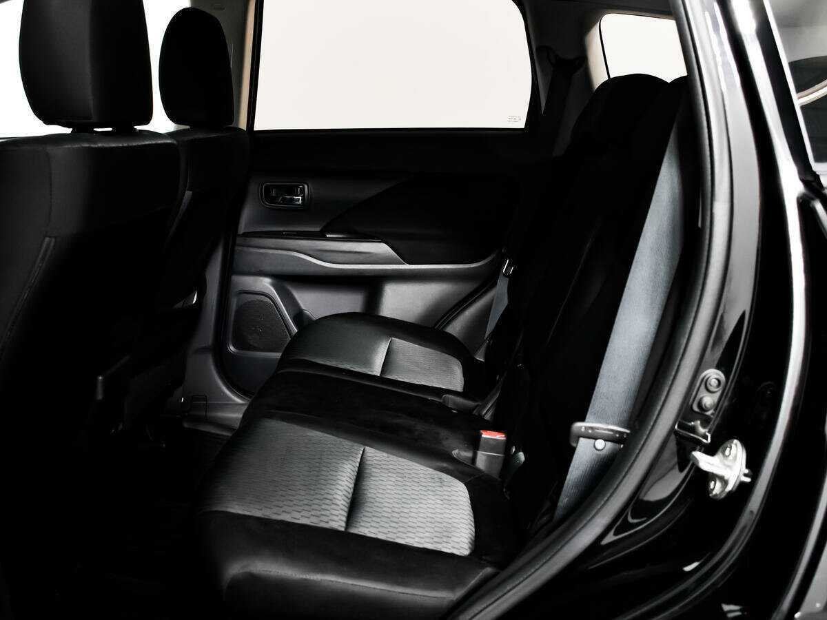 Mitsubishi Outlander 2013 года с пробегом. Фото: #11