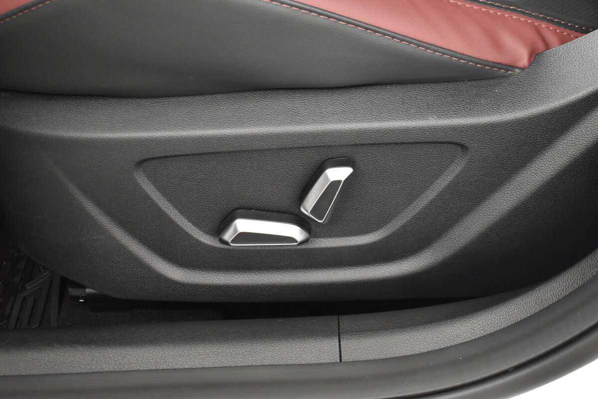 Geely Coolray 2023 года с пробегом. Фото: #11