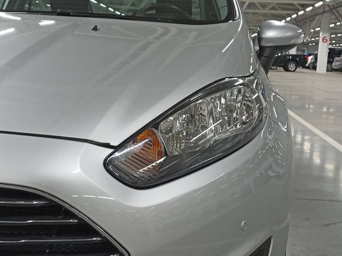 Ford Fiesta 2015 года с пробегом. Фото: #15