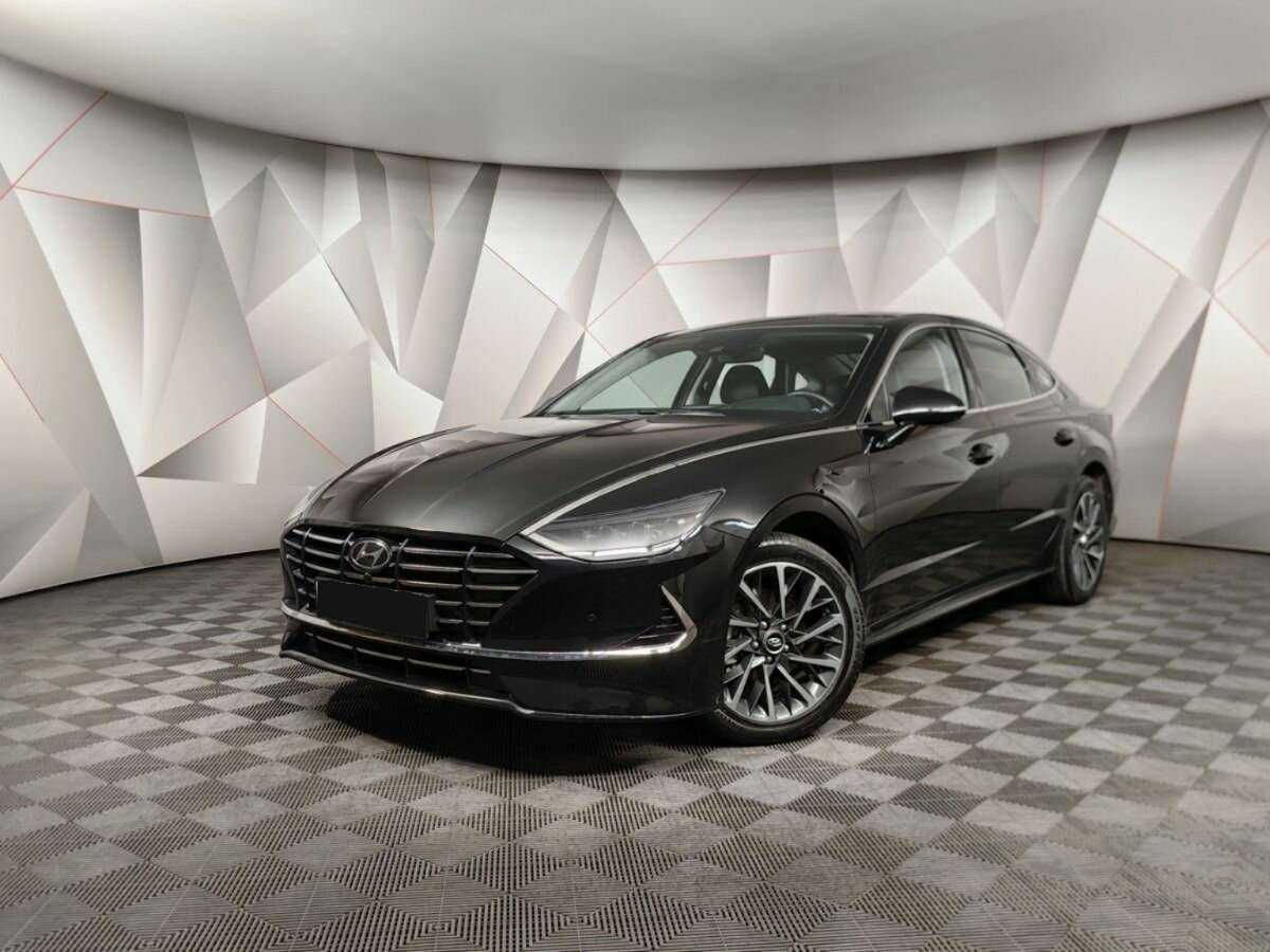 Hyundai Sonata 2022 года с пробегом. Посмотреть фото