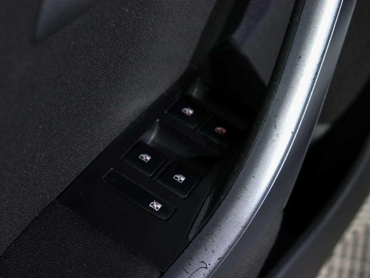 Opel Astra 2012 года с пробегом. Фото: #13