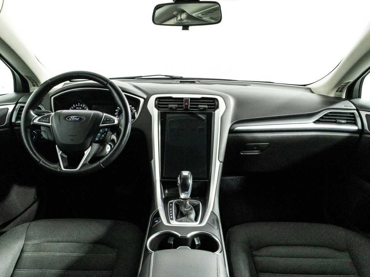 Ford Mondeo 2018 года с пробегом. Фото: #12
