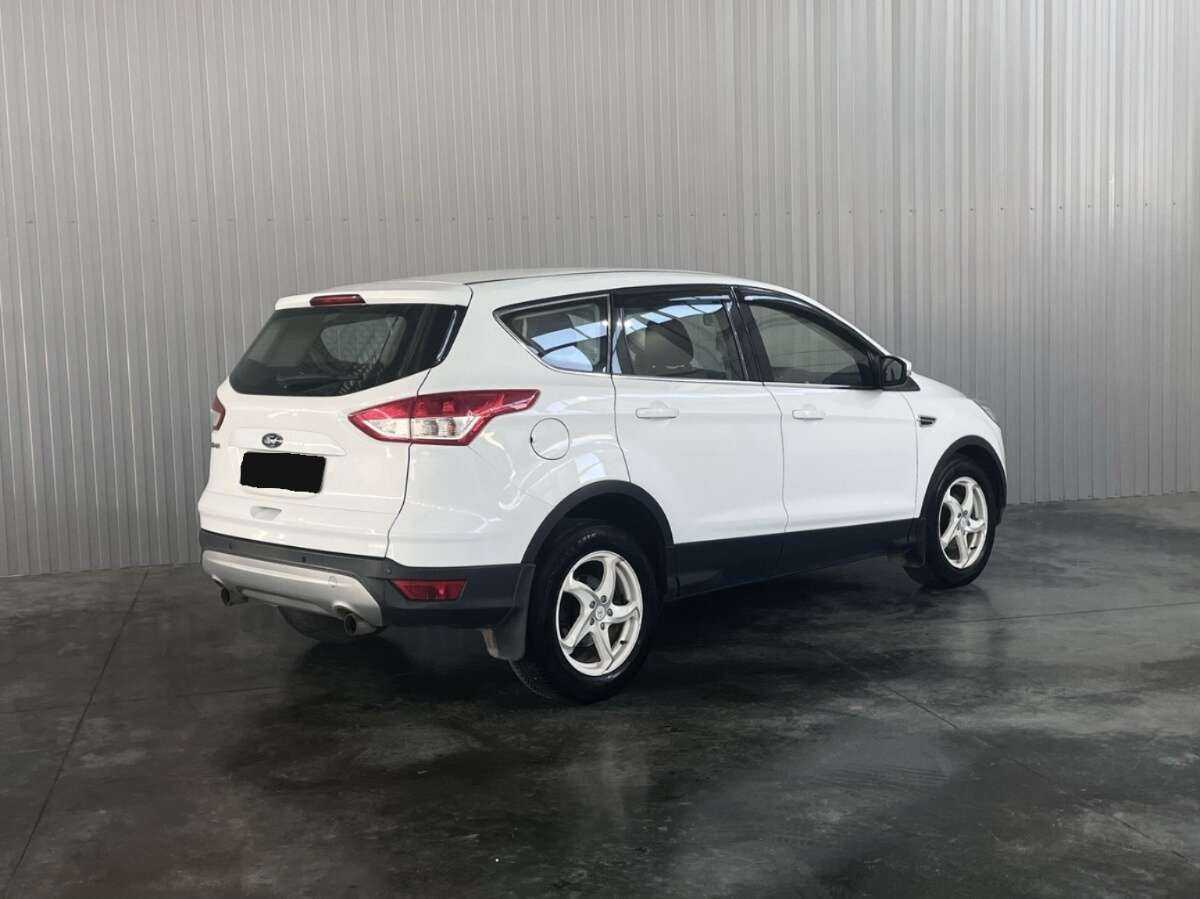 Ford Kuga 2015 года с пробегом. Фото: #4