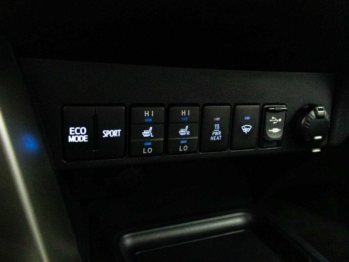 Toyota RAV4 2013 года с пробегом. Фото: #16