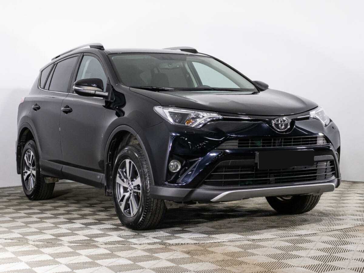 Toyota RAV4 2017 года с пробегом. Фото: #2