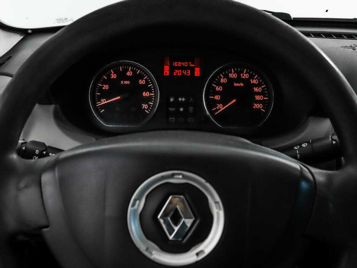 Renault Sandero 2013 года с пробегом. Фото: #14