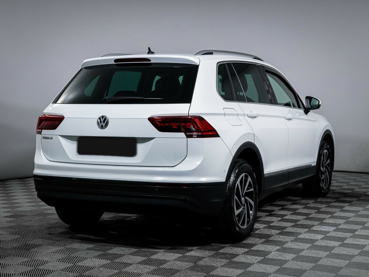 Volkswagen Tiguan 2018 года с пробегом. Фото: #4