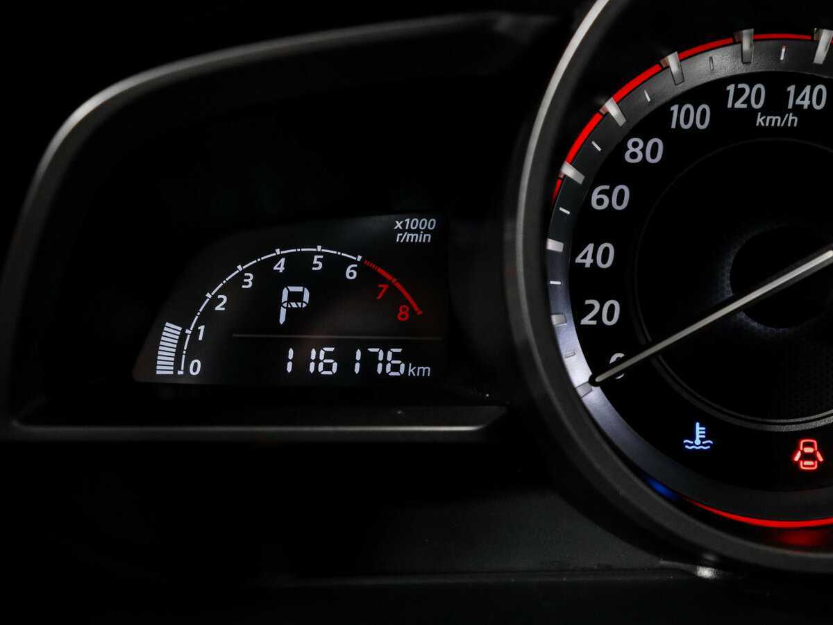 Mazda 3 2014 года с пробегом. Фото: #7