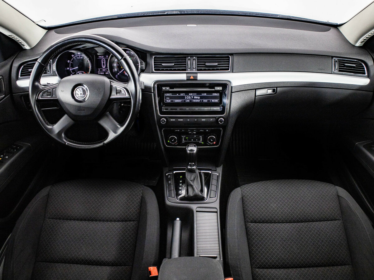 Skoda Superb 2014 года с пробегом. Фото: #6