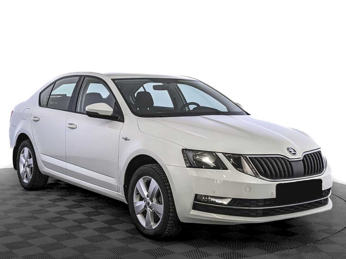 Skoda Octavia 2019 года с пробегом. Фото: #2