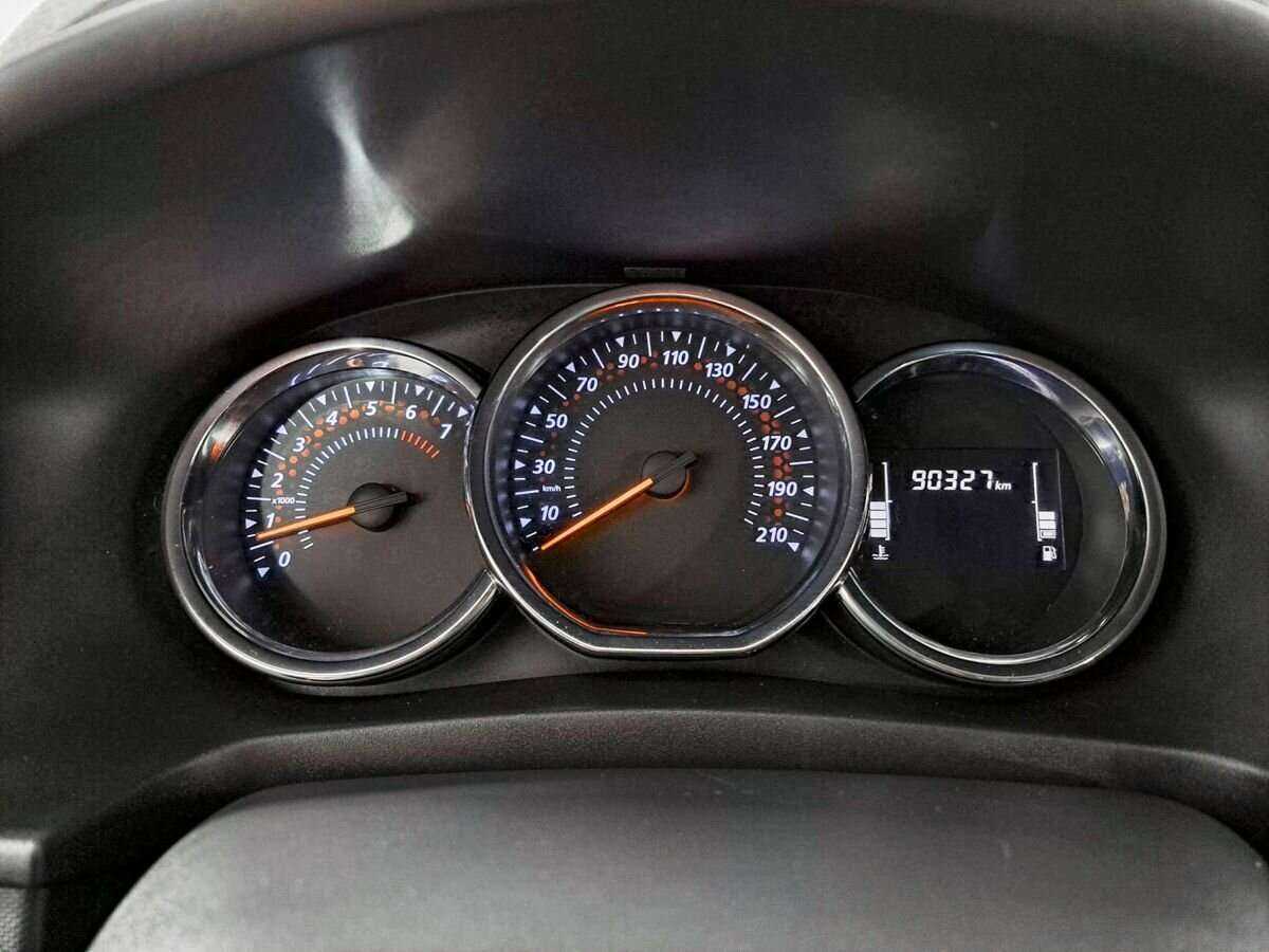 Renault Logan 2019 года с пробегом. Фото: #10