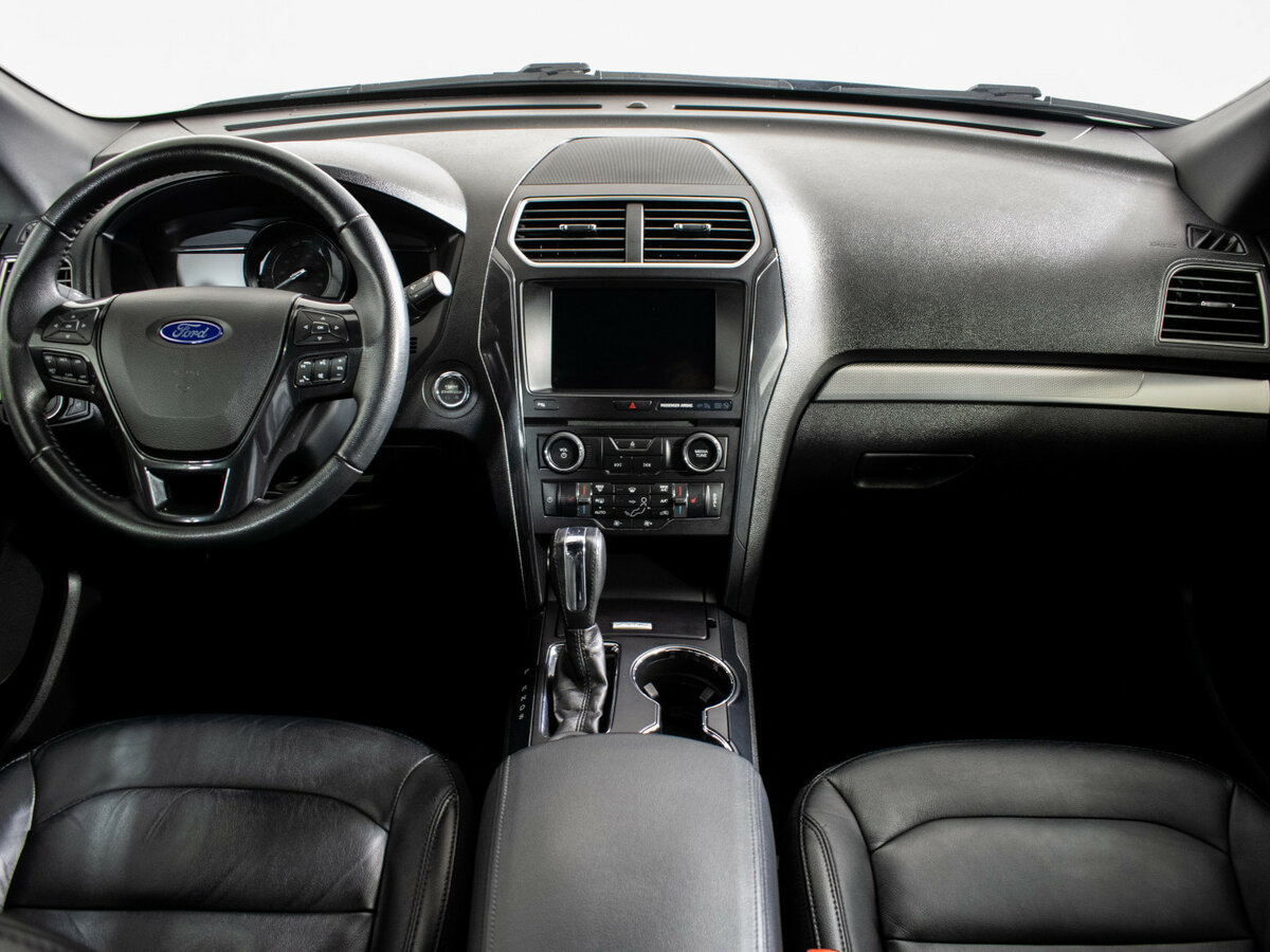 Ford Explorer 2018 года с пробегом. Фото: #11