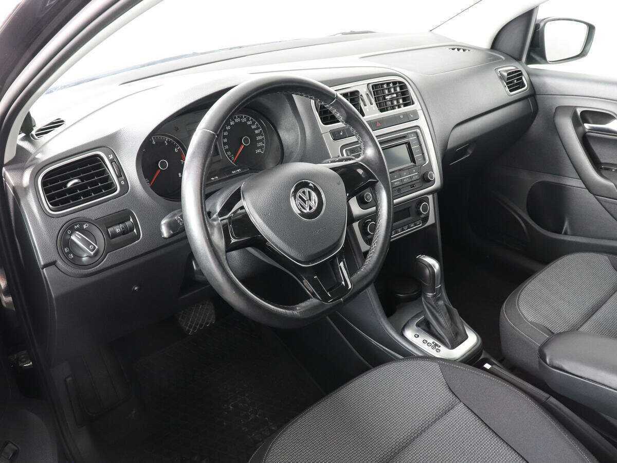Volkswagen Polo 2017 года с пробегом. Фото: #6