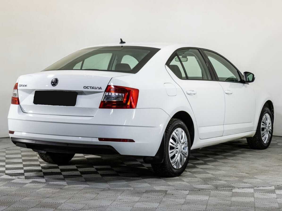Skoda Octavia 2018 года с пробегом. Фото: #3