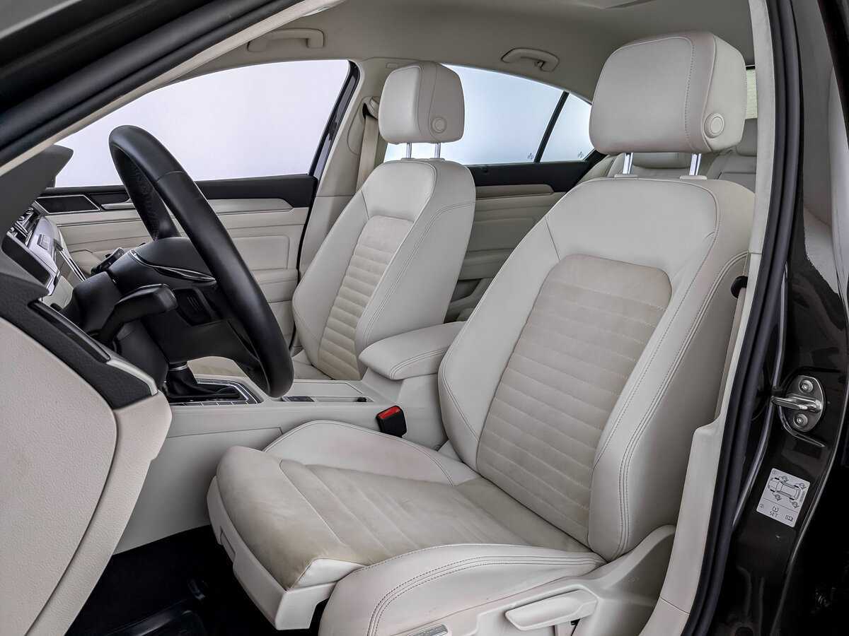 Volkswagen Passat 2017 года с пробегом. Фото: #17
