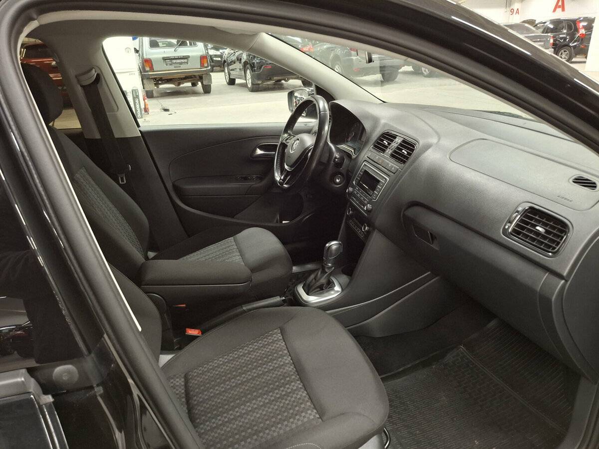 Volkswagen Polo 2017 года с пробегом. Фото: #10