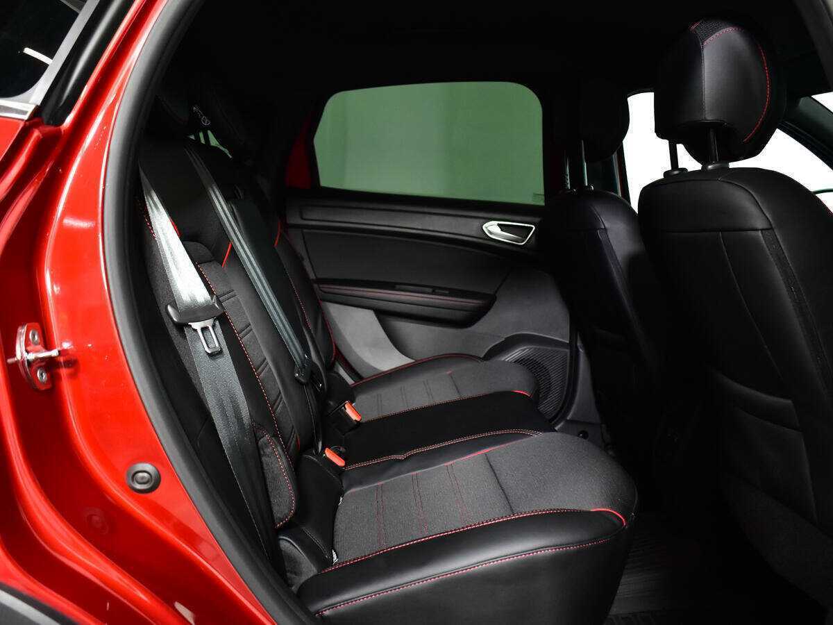 Renault Arkana 2021 года с пробегом. Фото: #9