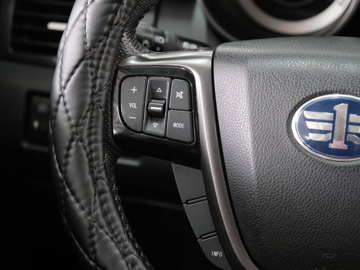 FAW Besturn X80 2017 года с пробегом. Фото: #10